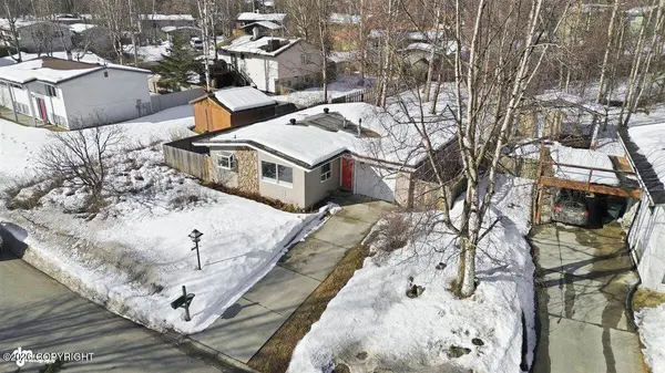 7100 Foothill DR, Anchorage, AK 99504