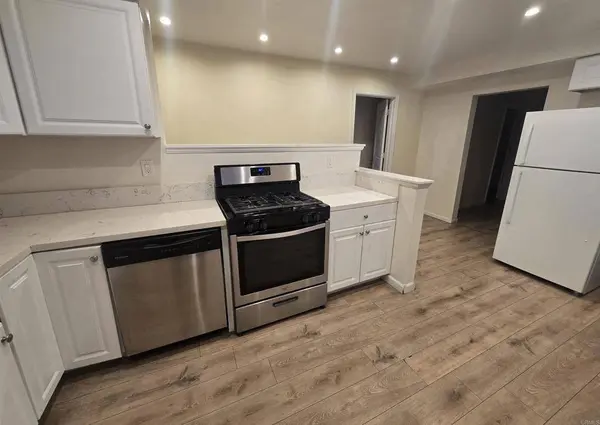 223 Zenith ST, Chula Vista, CA 91911