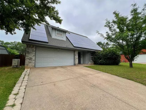 4709 Lennon Avenue, Arlington, TX 76016