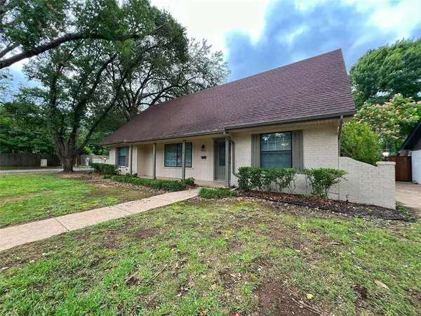 2000 Pecandale Drive, Arlington, TX 76013