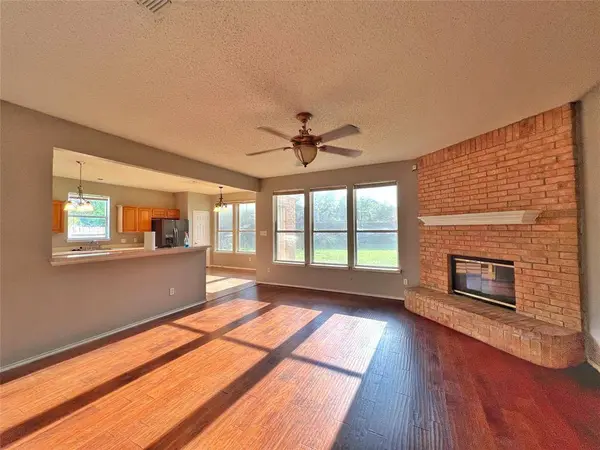 3944 Silver Springs Drive, Fort Worth, TX 76123