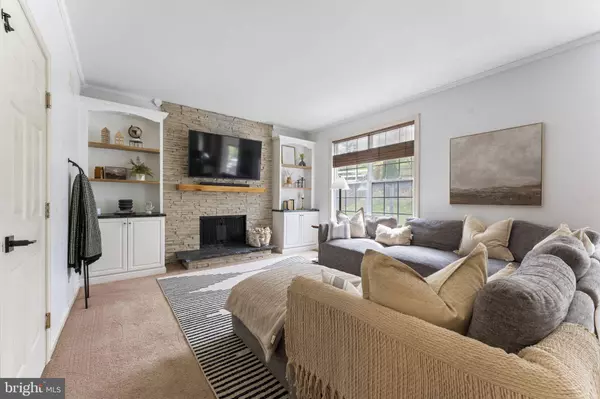 716 MEADOWBROOK DR, Coatesville, PA 19320