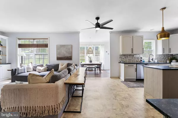 716 MEADOWBROOK DR, Coatesville, PA 19320