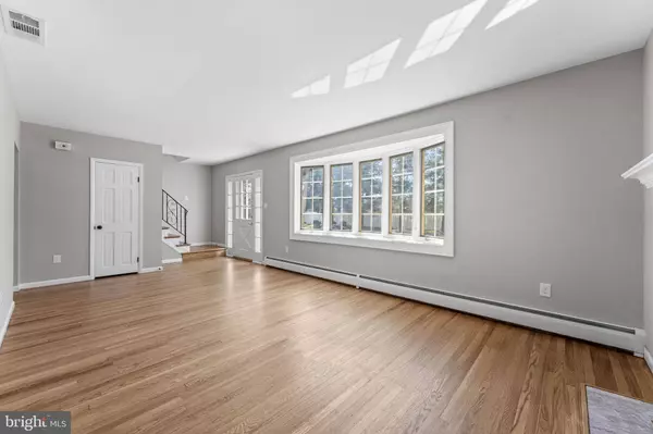 419 LINCOLN ST, Folsom, PA 19033