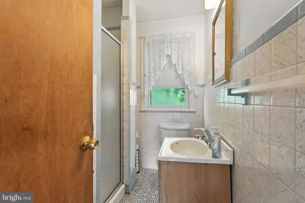 106 HARDING AVE, Wilmington, DE 19804