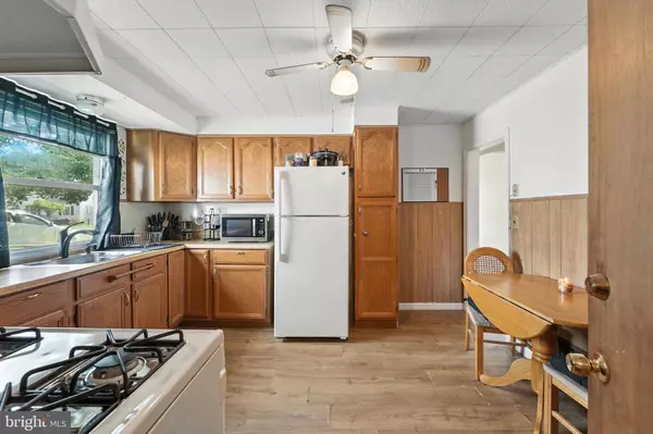 106 HARDING AVE, Wilmington, DE 19804