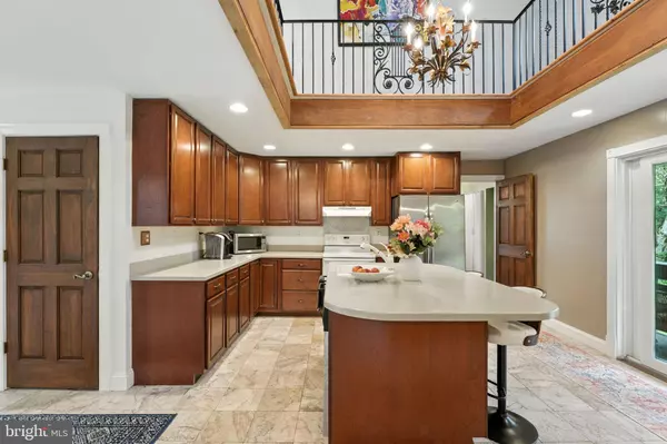 609 CREEK RD, Kennett Square, PA 19348