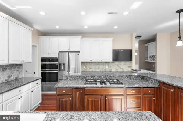 6 HIDDEN OAKS BLVD, Wilmington, DE 19808