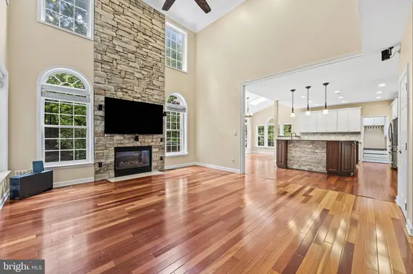 6 HIDDEN OAKS BLVD, Wilmington, DE 19808