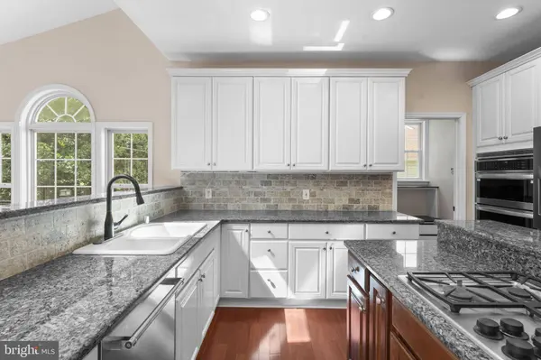 6 HIDDEN OAKS BLVD, Wilmington, DE 19808