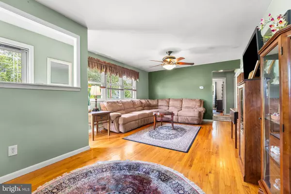 402 STAFFORD AVE, Newark, DE 19711