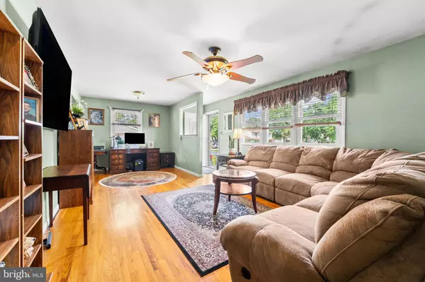 402 STAFFORD AVE, Newark, DE 19711