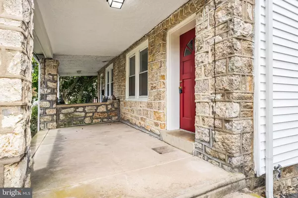 96 DREXEL AVE, Lansdowne, PA 19050