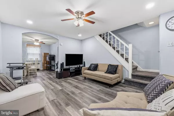 540 SNOWDEN RD, Upper Darby, PA 19082