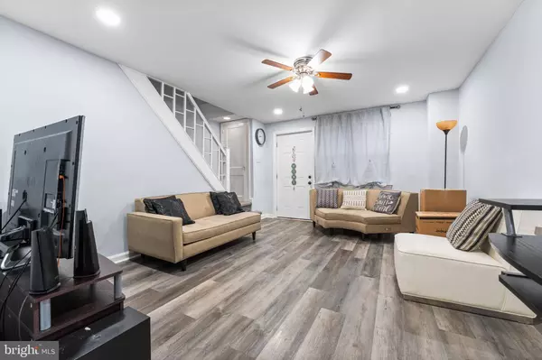 540 SNOWDEN RD, Upper Darby, PA 19082