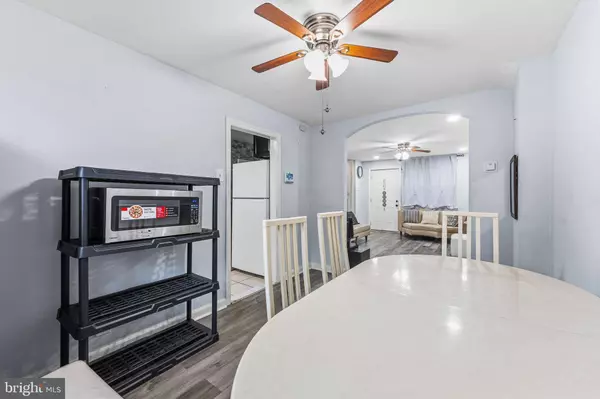 540 SNOWDEN RD, Upper Darby, PA 19082