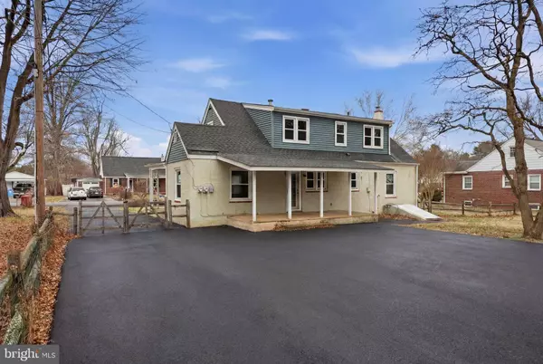 324 ROGERS RD, Norristown, PA 19403