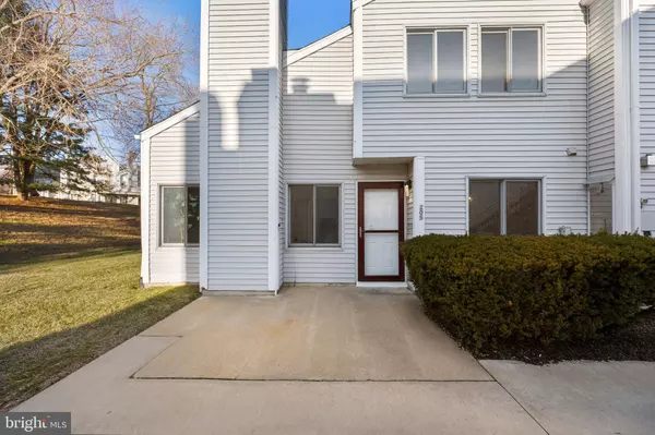 205 MICHELLE CT, Newark, DE 19711