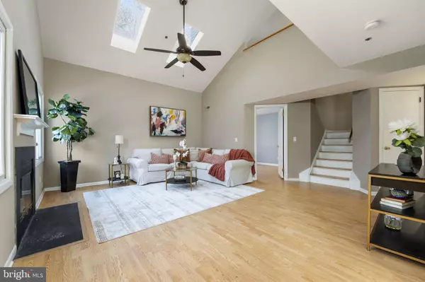 205 MICHELLE CT, Newark, DE 19711