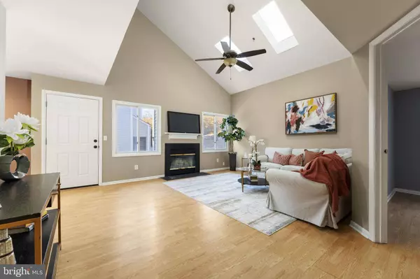 205 MICHELLE CT, Newark, DE 19711