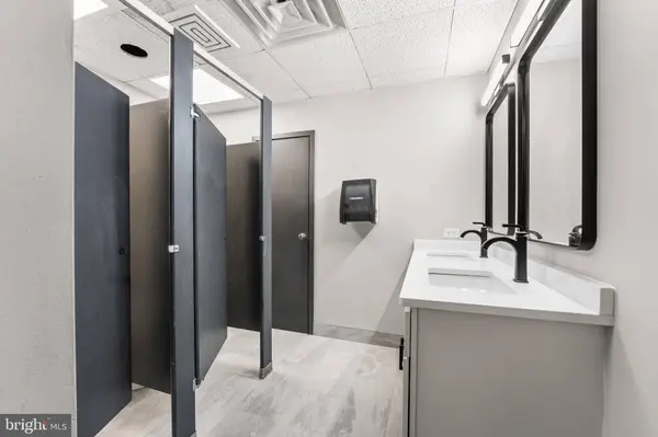 3200 CONCORD PIKE, Wilmington, DE 19803