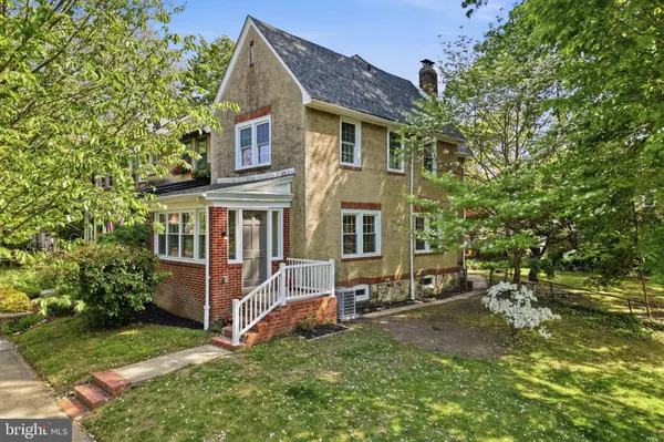 2042 CLARK ST, Wilmington, DE 19805