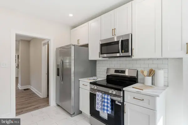 2042 CLARK ST, Wilmington, DE 19805
