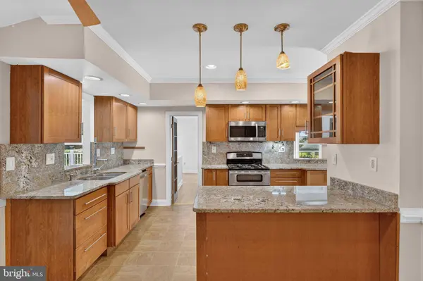 13 CENTRAL AVE, New Castle, DE 19720
