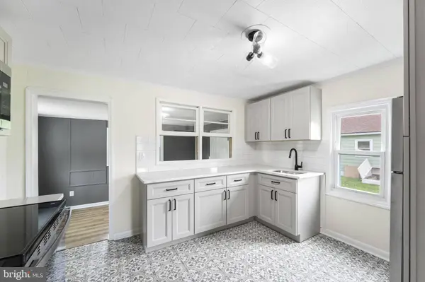 286 ELLICOTT RD, Avondale, PA 19311