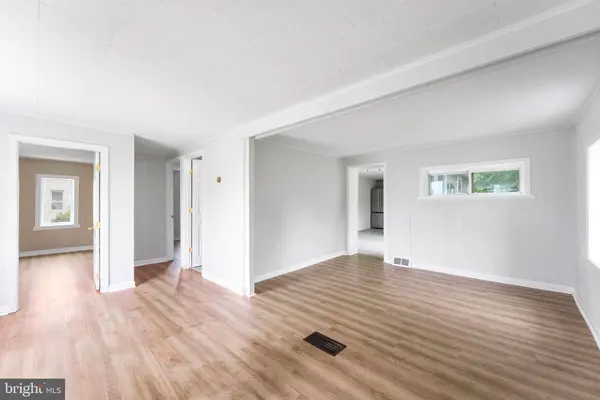 284 ELLICOTT RD, Avondale, PA 19311