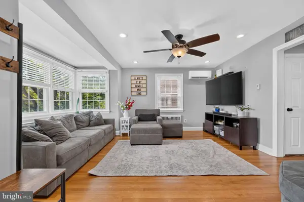 1811 OAK ST, Wilmington, DE 19805