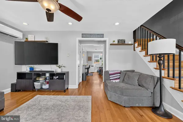 1811 OAK ST, Wilmington, DE 19805