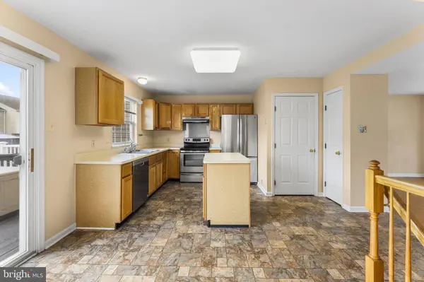 111 LAUREN PL, Newark, DE 19702