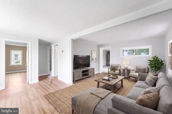284 ELLICOTT RD, Avondale, PA 19311