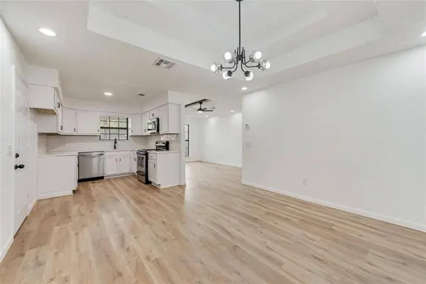 907 Melanie Lane, Keene, TX 76059