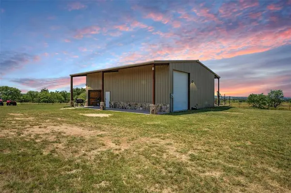 1926 Comanche County Road 333, Dublin, TX 76446