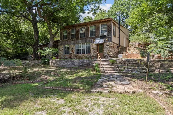 15509 Mitchell Bend Court, Granbury, TX 76048