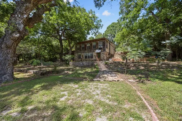 15509 Mitchell Bend Court, Granbury, TX 76048