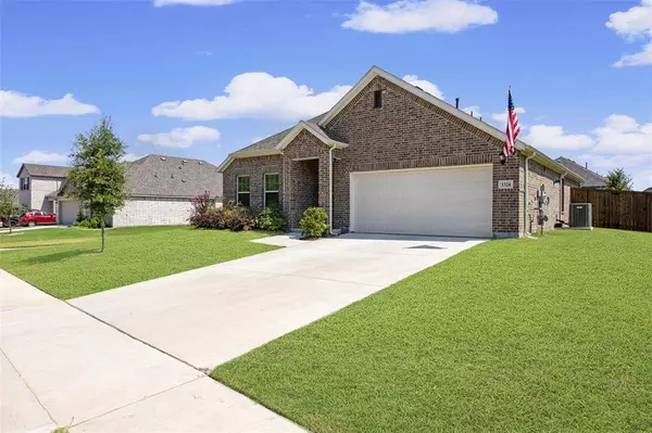 1324 Alderwood Lane, Crowley, TX 76036