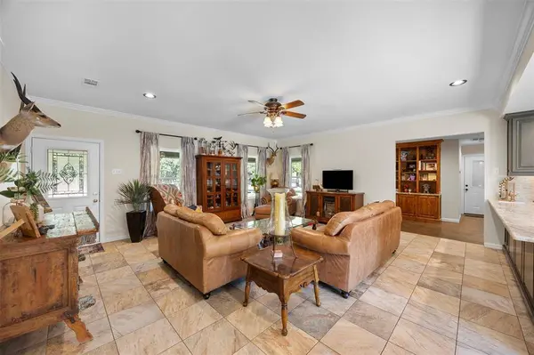 4901 County Road 605, Burleson, TX 76028