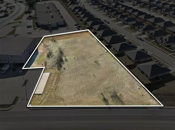 1007 Woodard Avenue, Cleburne, TX 76033