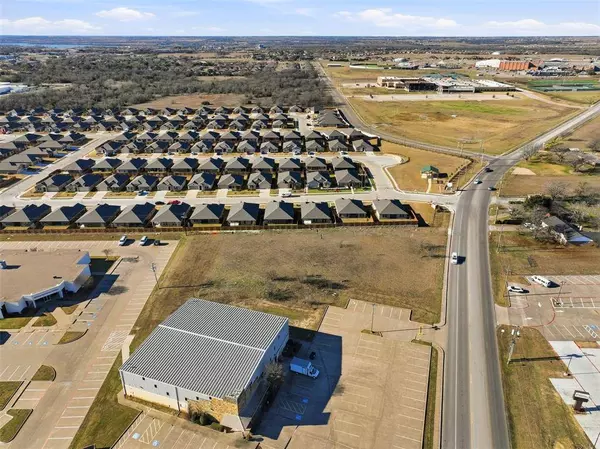 1007 Woodard Avenue, Cleburne, TX 76033