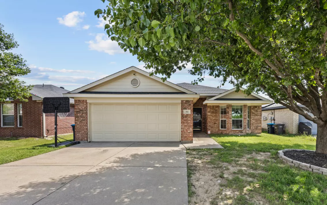 Fort Worth, TX 76140-5733,704 Buffalo Springs Dr