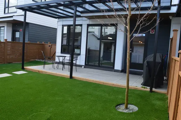 1978 Osprey DR, Tsawwassen, BC V4M 0E8