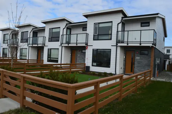 1978 Osprey DR, Tsawwassen, BC V4M 0E8