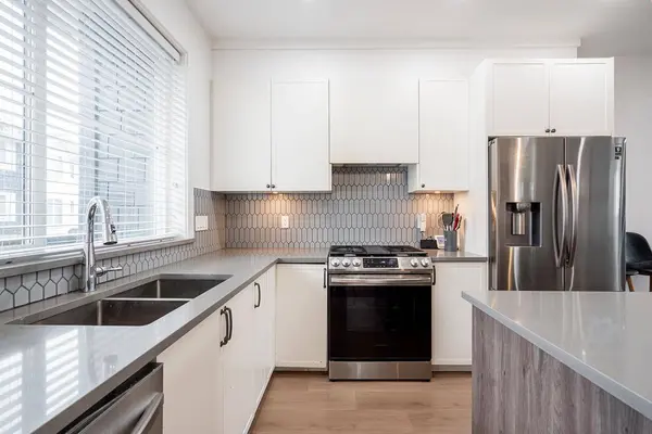 14355 62 AVE #38, Surrey, BC V3X 0K6