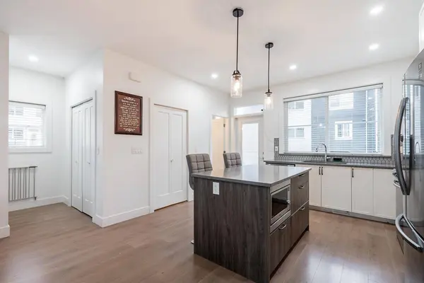 14355 62 AVE #38, Surrey, BC V3X 0K6