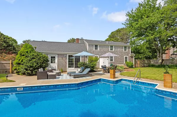 34 Violet Glen Road, South Yarmouth, MA 02664