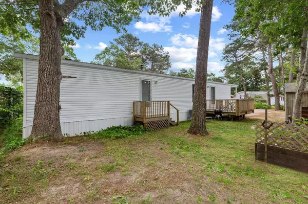 210 West Road #B9, Wellfleet, MA 02667