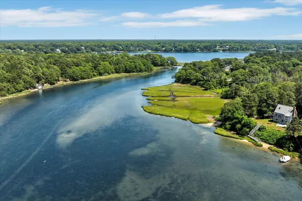 2 Buttercup Lane, South Yarmouth, MA 02664